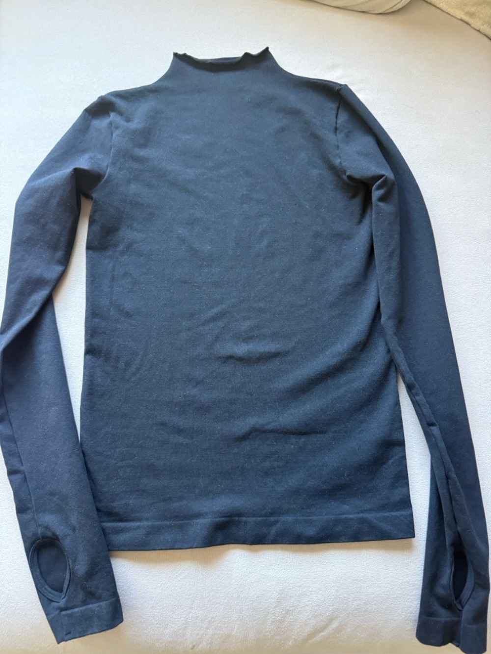Women’s seamless mock neck